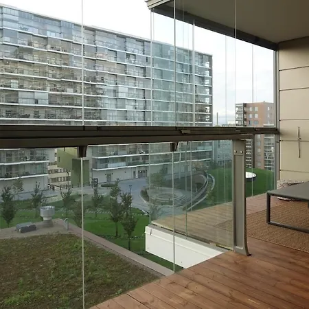 Modern 1br With Huge Balcony Above Mall Of Tripla Apartment *