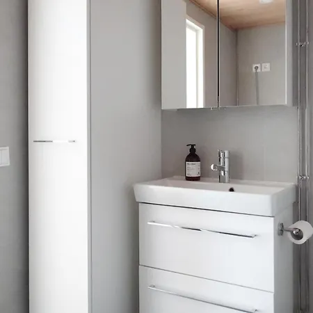 Apartman Modern 1br With Huge Balcony Above Mall Of Tripla By Nordic Collection
