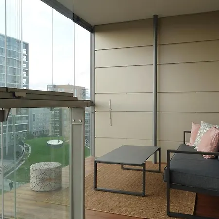 Apartment Modern 1br With Huge Balcony Above Mall Of Tripla Helsinki